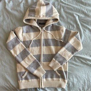 Brandy Melville Zipup